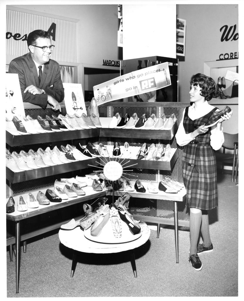 Vintage Shoe Stores 16